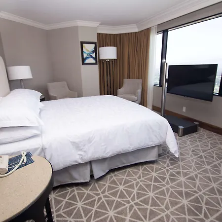 Hilton Los Angeles-Universal City Exterior photo