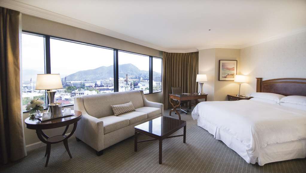 Hilton Angeles-universal Hotel 3*